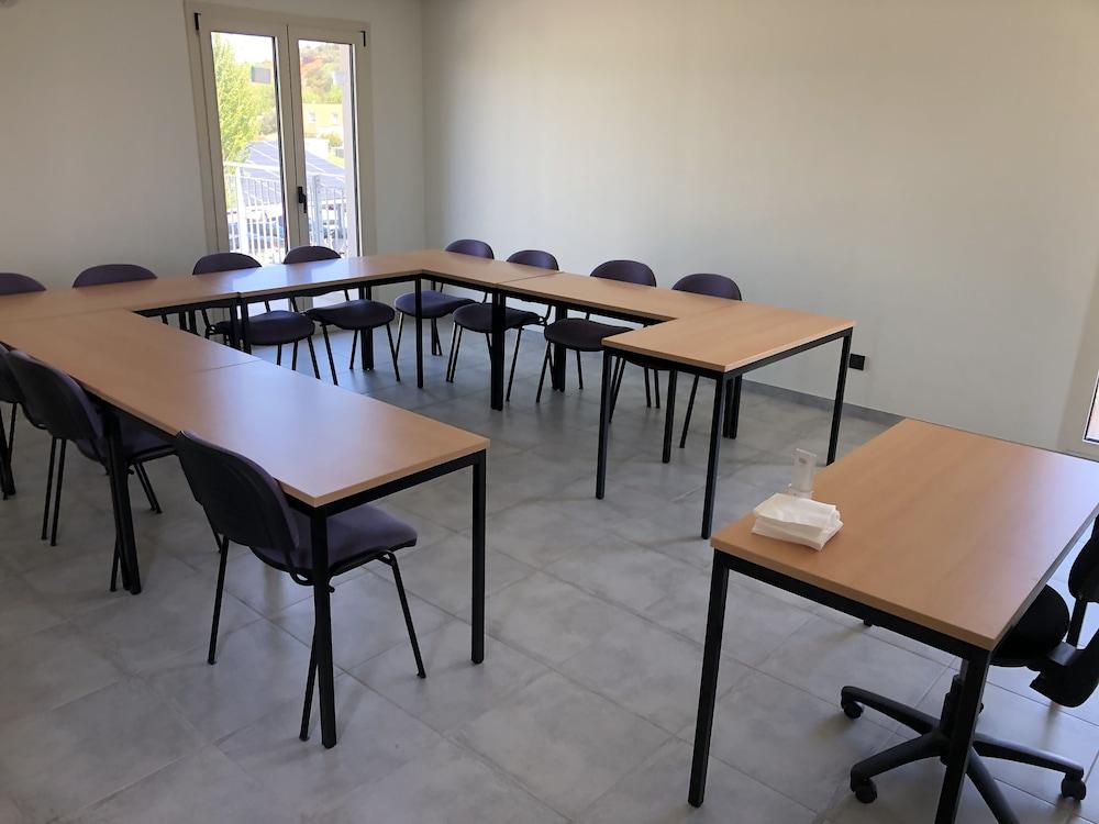 Premiere Classe Sete - Balaruc Luaran gambar